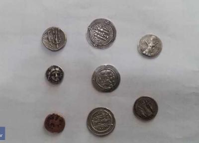 کشف و ضبط 8 سکه تاریخی از قاچاقچیان در ایلام